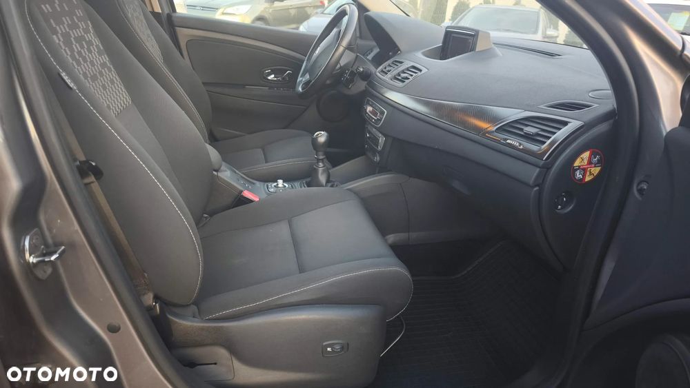Renault Megane 1.6 16V 110 Dynamique - 8