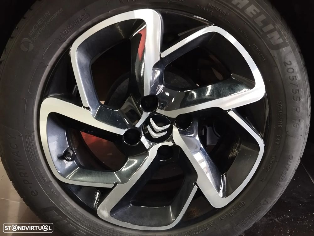 Citroën C3 1.2 PureTech C-Series - 9