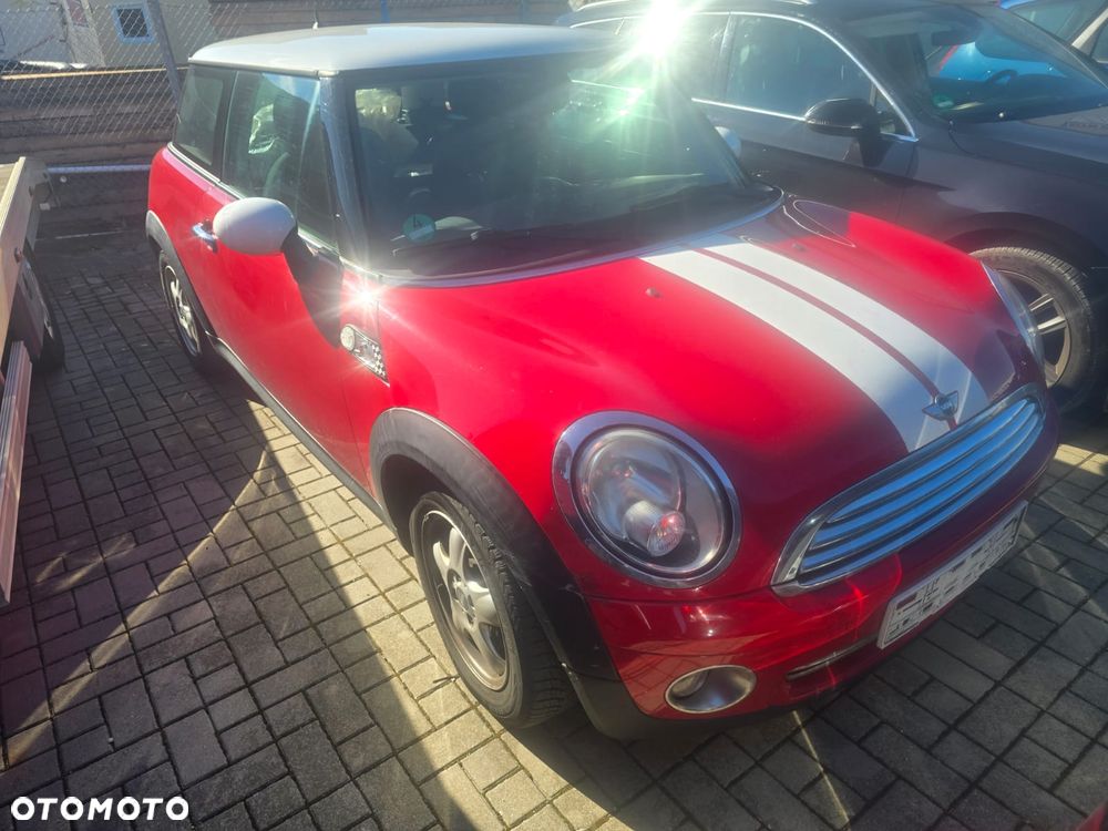 MINI Cooper 50 Camden - 1