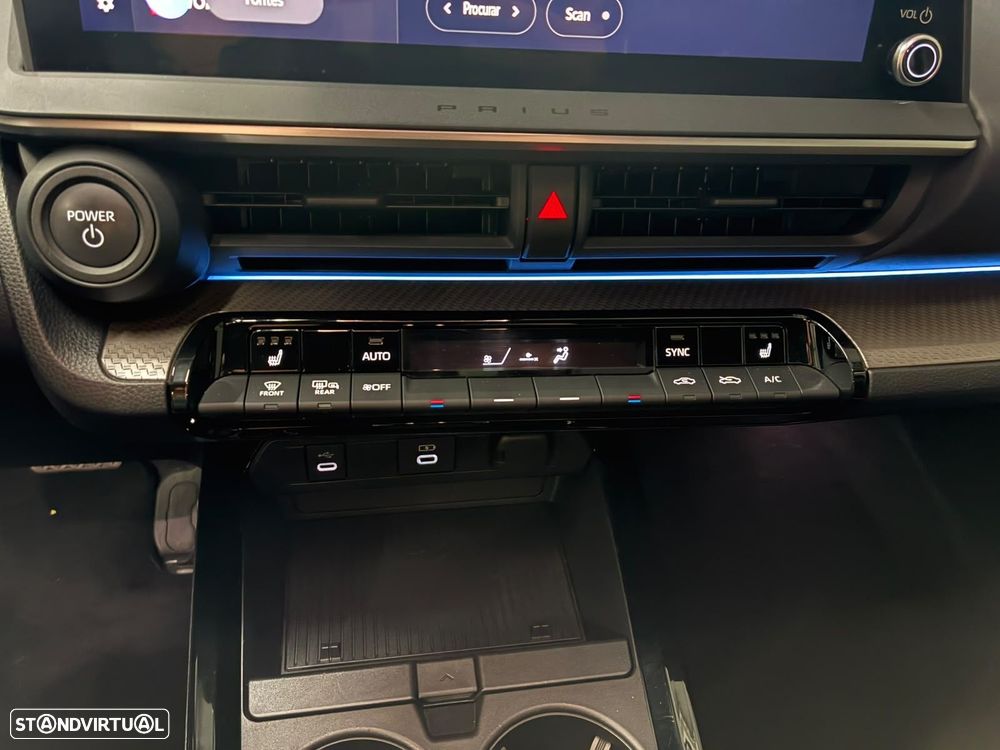 Toyota Prius - 23