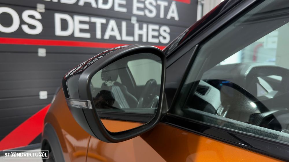 Peugeot 2008 PureTech 155 EAT8 GT - 11