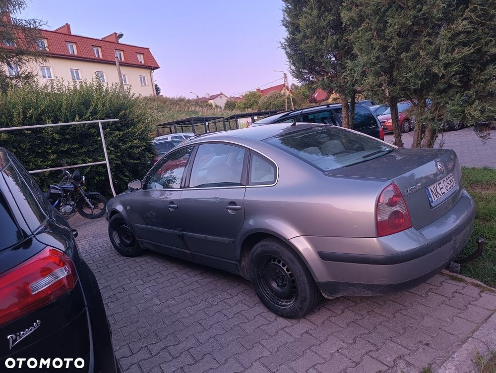 Volkswagen Passat - 3