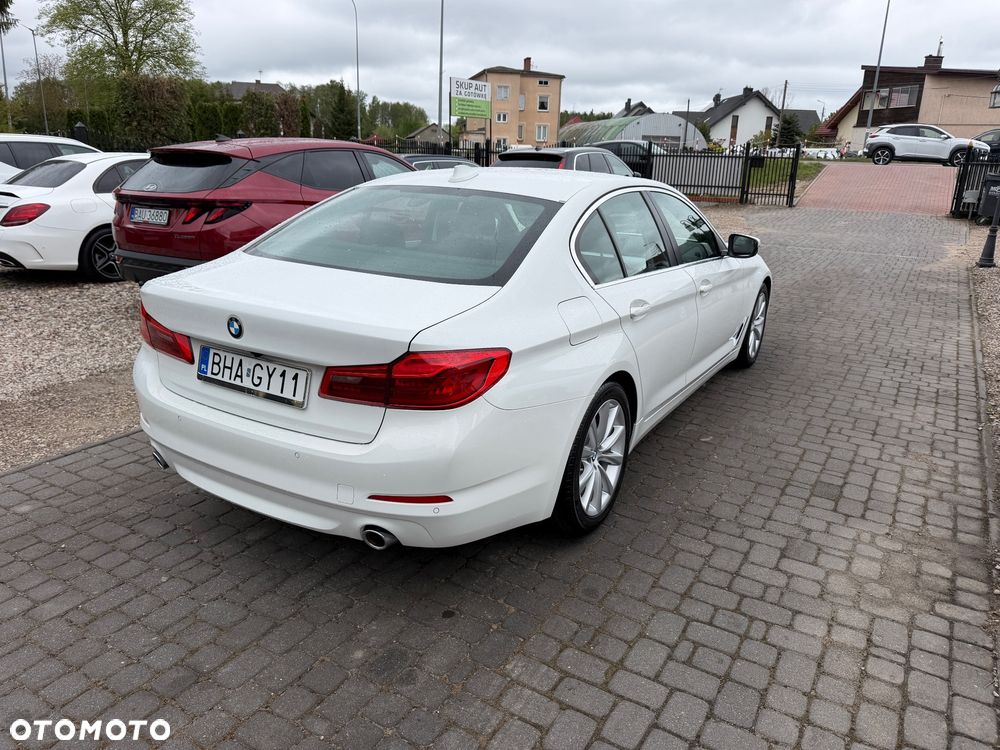 BMW Seria 5 520d Luxury Line - 36