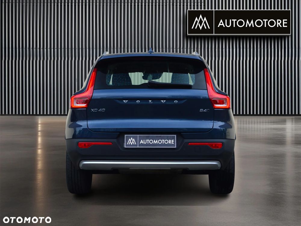 Volvo XC 40 T4 AWD Momentum Pro - 7