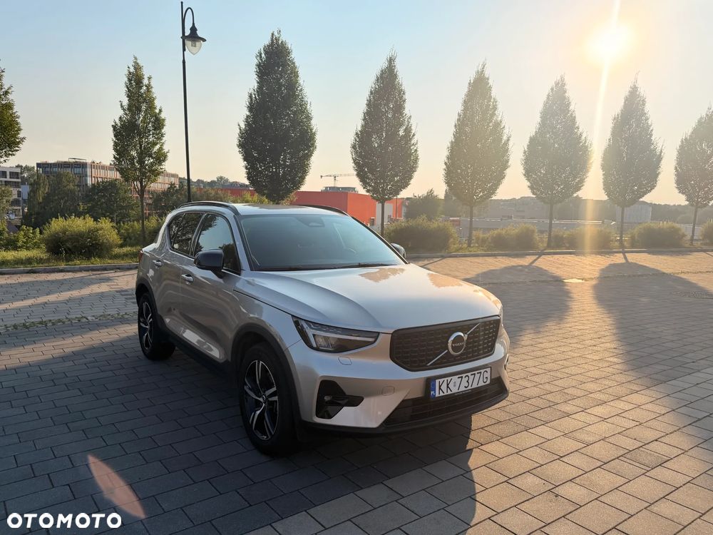 Volvo XC 40 B3 Plus Dark - 12