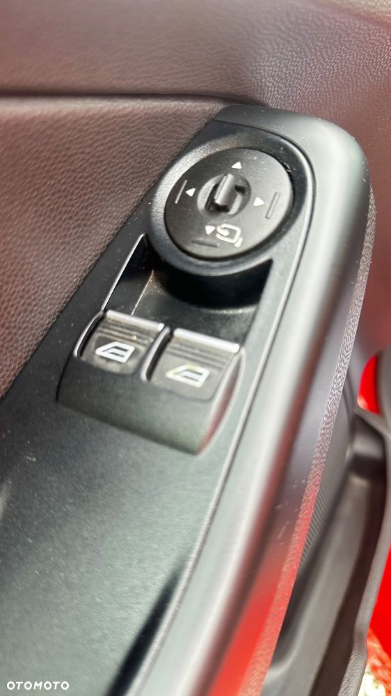 Ford Fiesta 1.6 EcoBoost mit Leder-Sport-Paket ST - 31