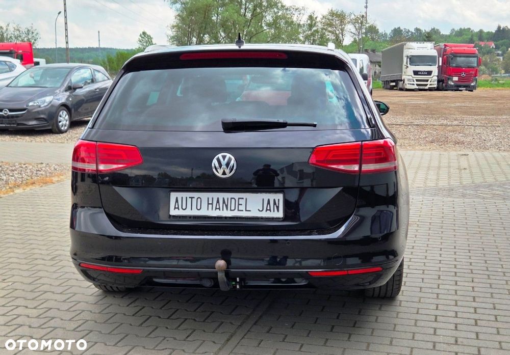 Volkswagen Passat - 19
