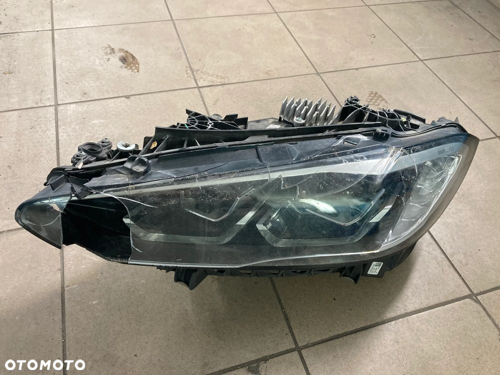 Lampa lewa kompletna moduły USA SAE G22 G23 G26 Adaptive LED 5A19365 - 1