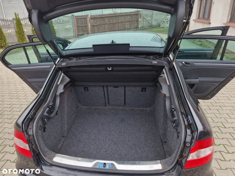 Skoda Superb 1.6 TDI Comfort / Active Greenline - 9