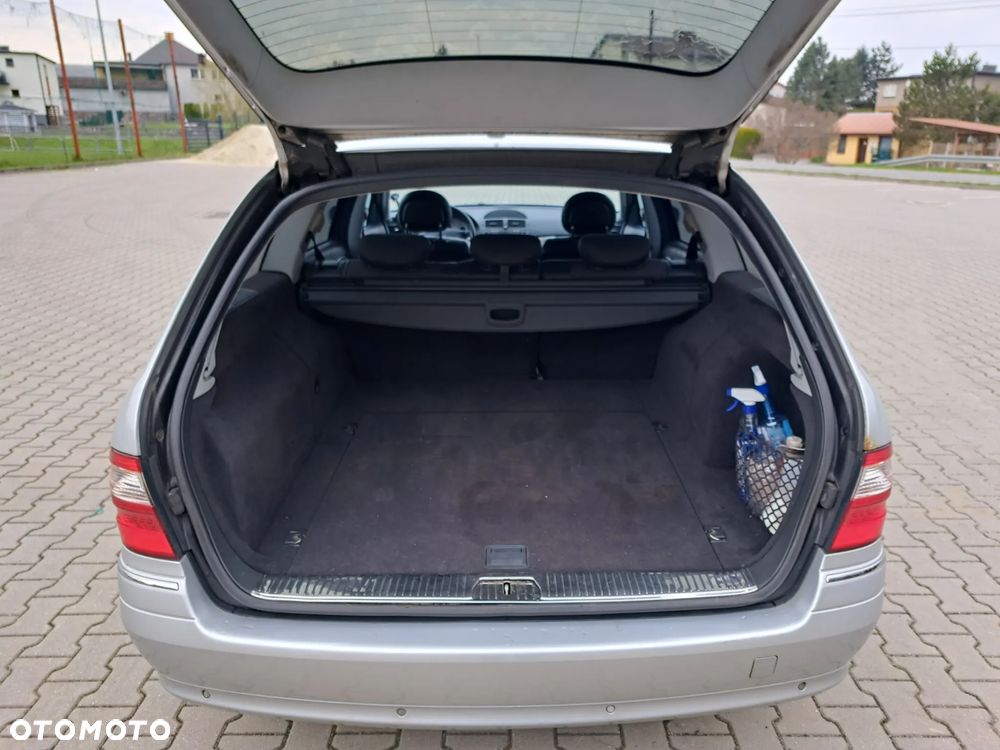 Mercedes-Benz Klasa E - 13