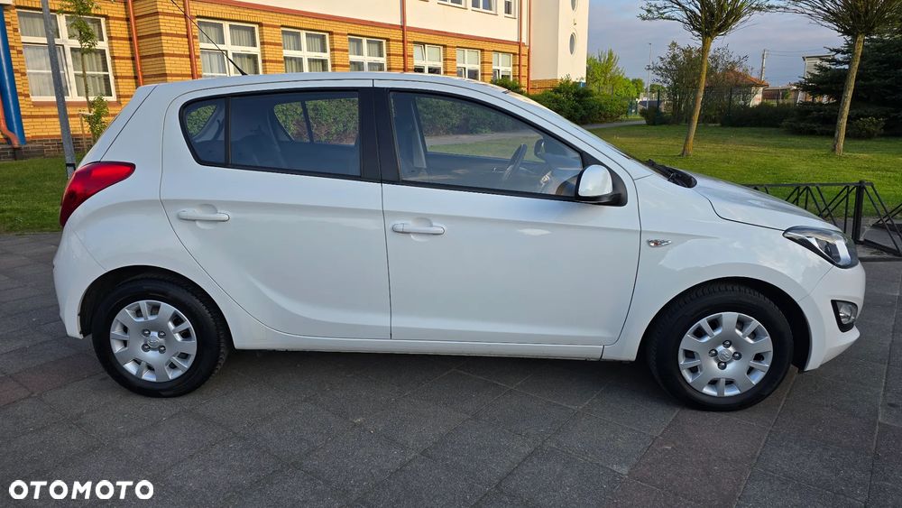 Hyundai i20 - 8