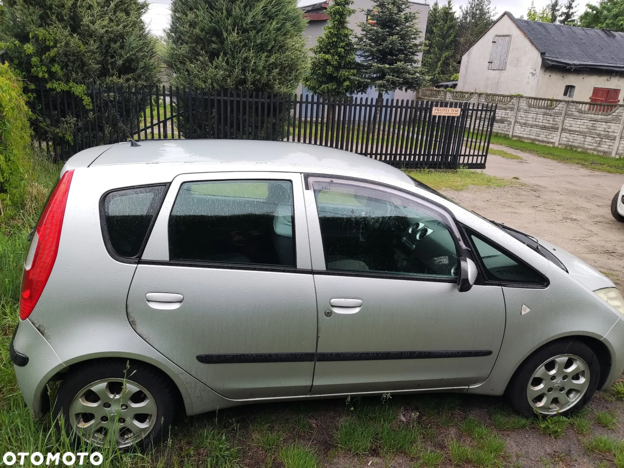 Mitsubishi Colt 1.5 Invite - 6