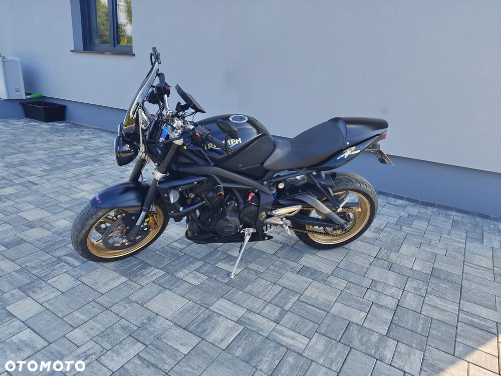Triumph Street Triple
