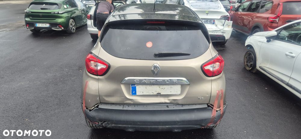Renault Captur 0.9 Energy TCe Life EU6 - 6