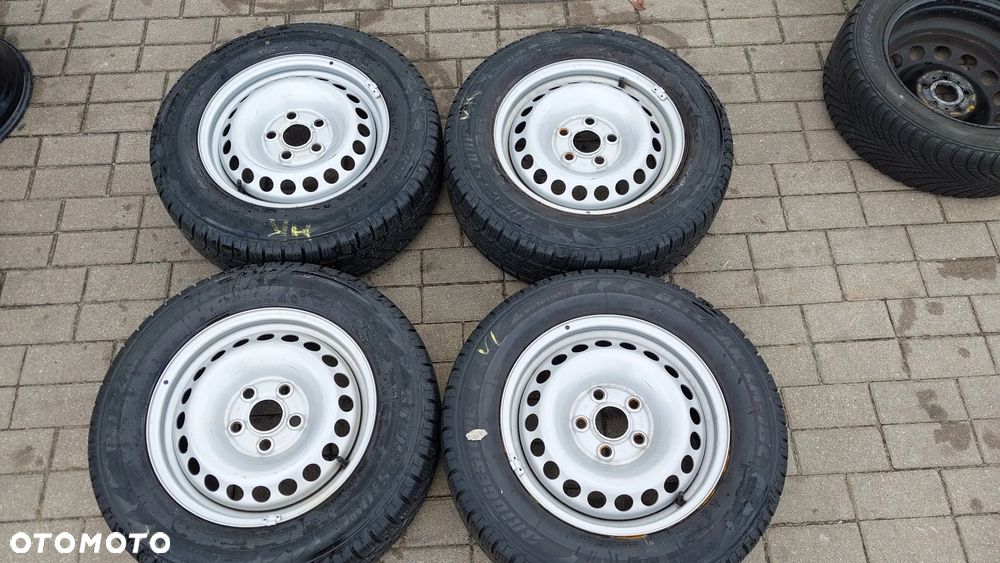 Komplet Kol zimowych Bridgestone VW T5 T6 TRANSPORTER 215/65/16C 7H0601027D - 1