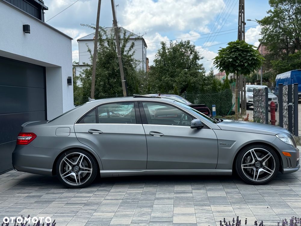 Mercedes-Benz Klasa E 63 AMG - 11