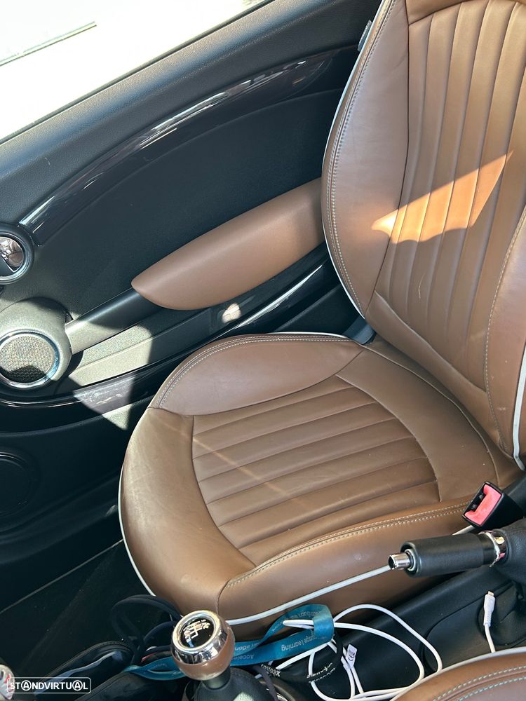 MINI 3 Portas Cooper D - 22