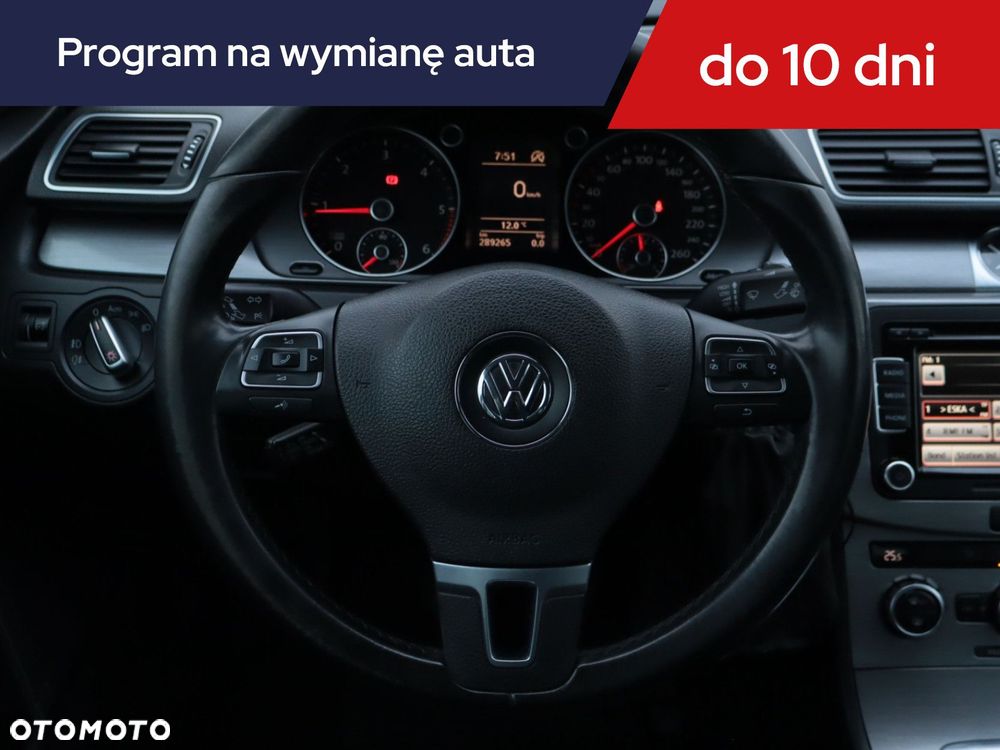 Volkswagen Passat - 18