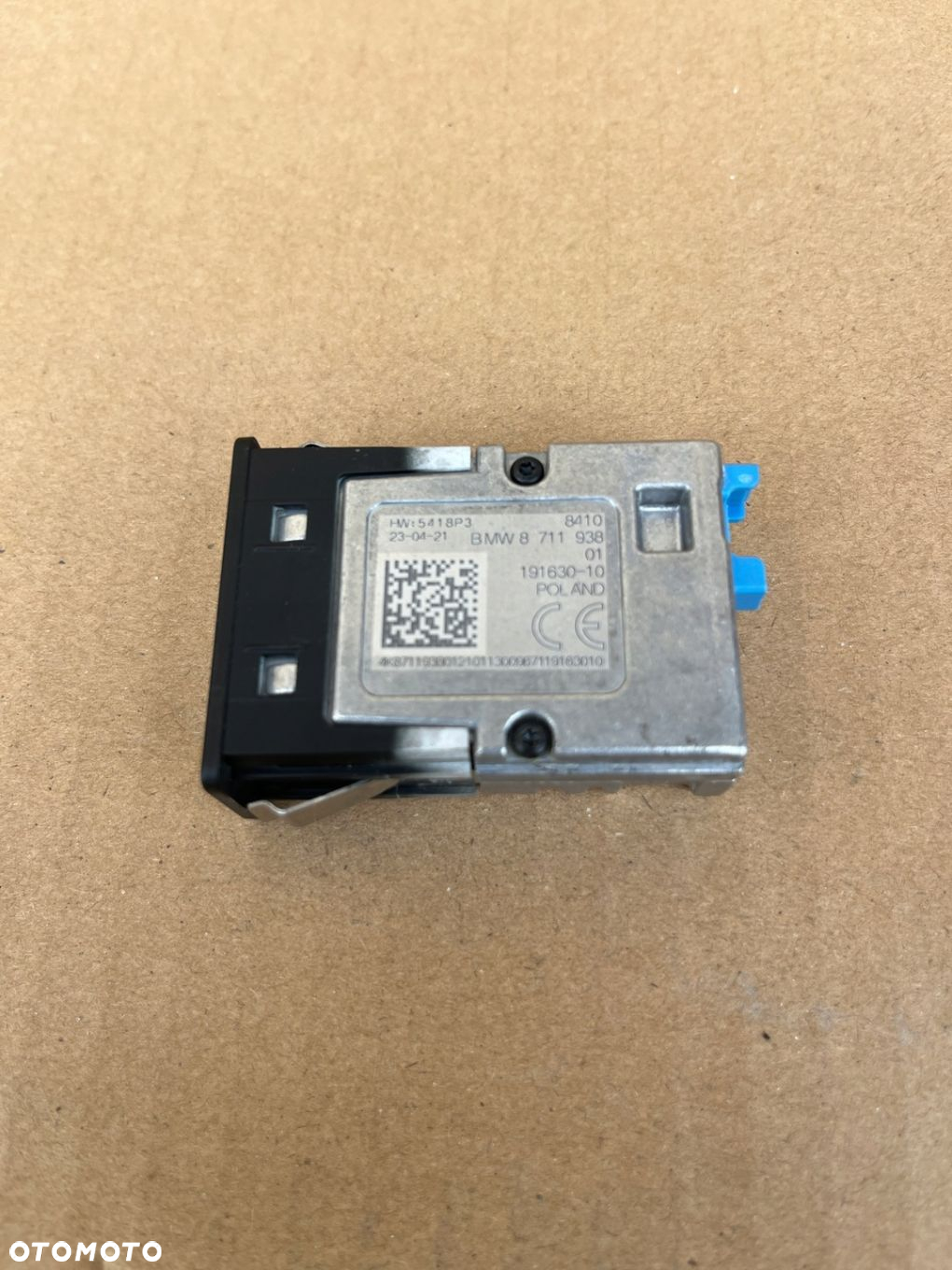 GNIAZDO ŁADOWARKA USB C BMW G01 G05 G11 G20 G30 X1 8711938 - 2