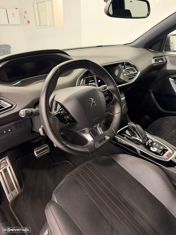 Peugeot 308 BlueHDi FAP 130 EAT8 Stop & Start GT - 22