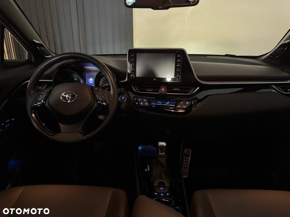 Toyota C-HR 2.0 Lounge - 23