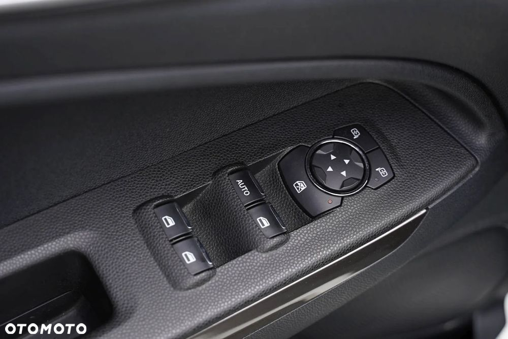 Ford EcoSport 1.0 EcoBoost TREND - 17