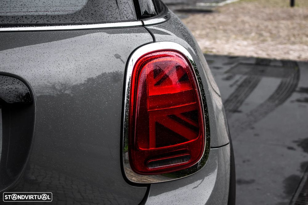 MINI 3 Portas Cooper SE Essential - 11