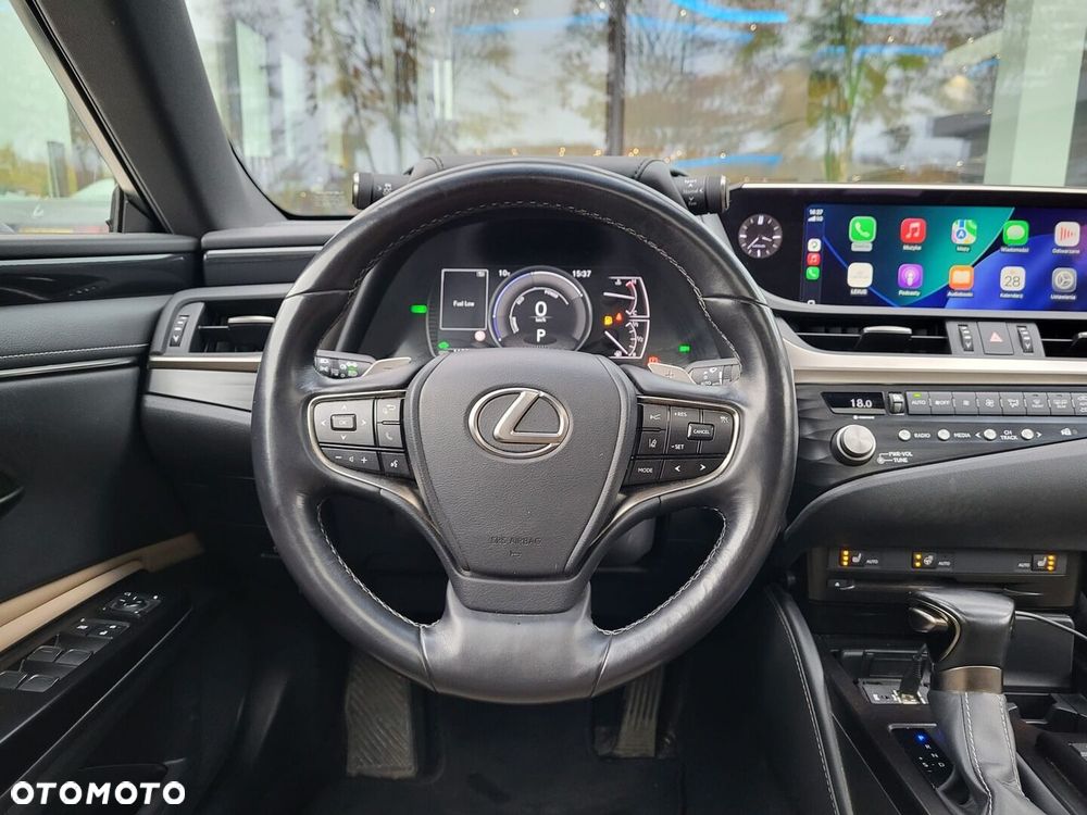 Lexus ES - 15