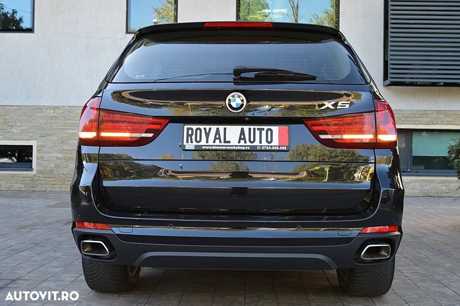 BMW X5 xDrive40d - 11