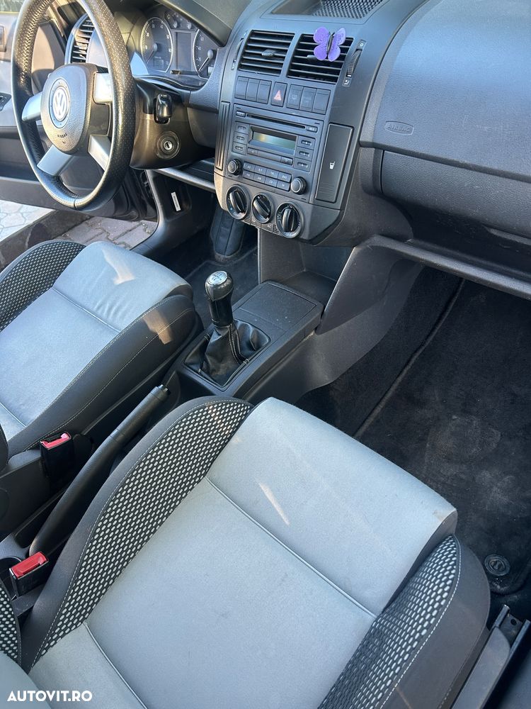 Volkswagen Polo - 9
