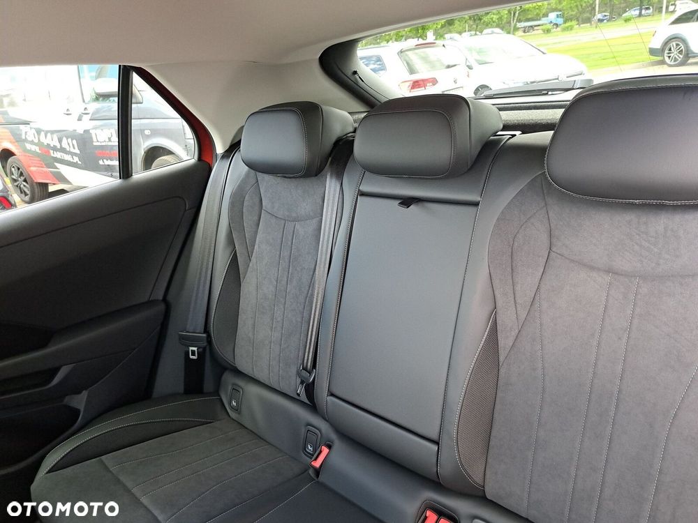 Volkswagen T-Roc 1.5 eTSI Life DSG - 17