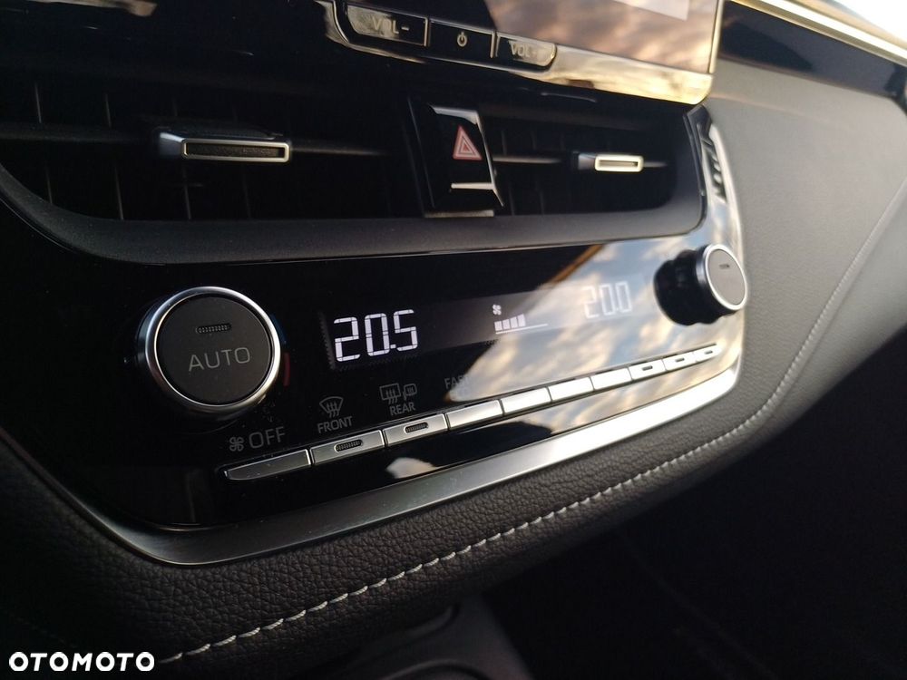 Toyota Corolla 1.8 Hybrid Comfort - 25