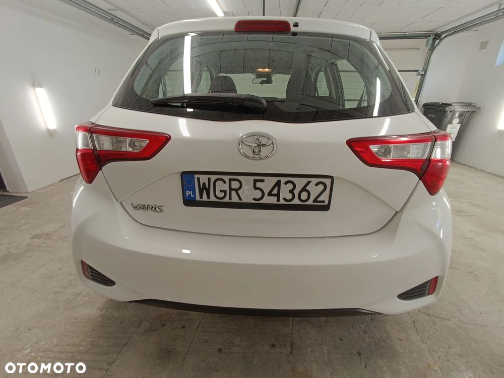 Toyota Yaris 1.0 Life EU6 - 9