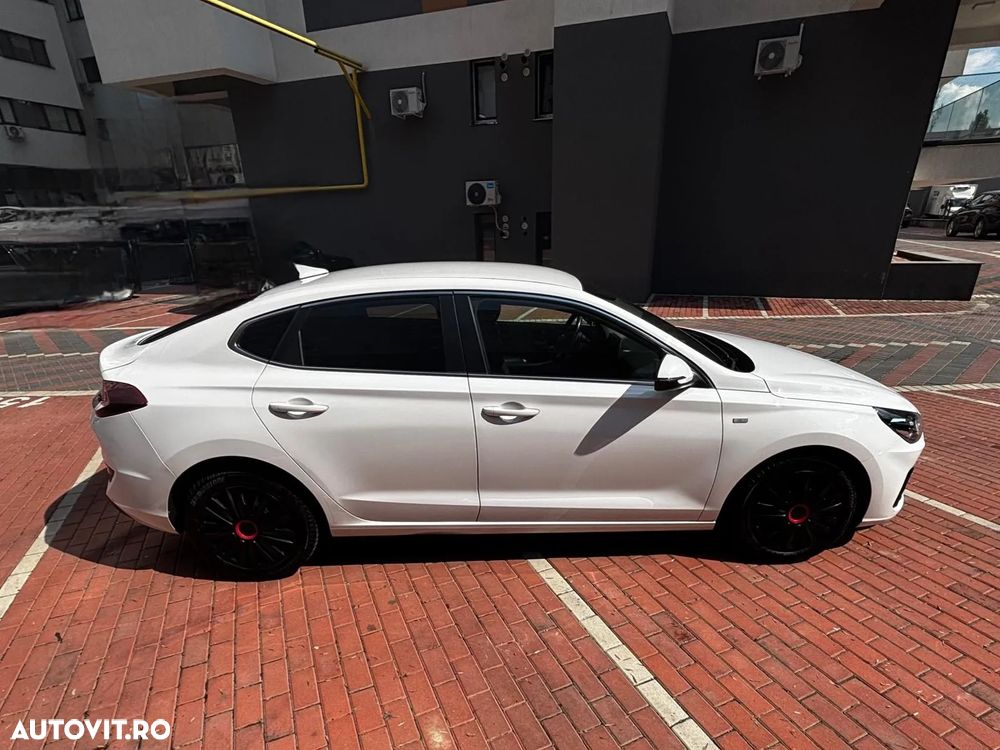 Hyundai i30 1.5 T-GDI 160CP MHEV 5DR 7DCT Highway - 5