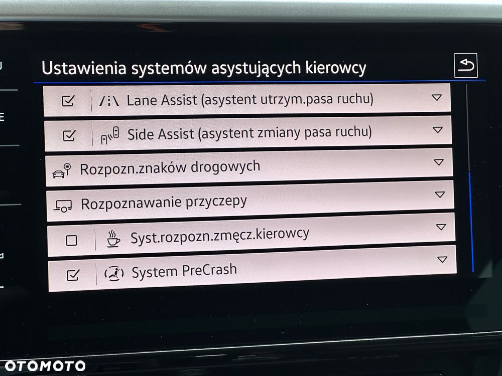 Volkswagen Arteon 2.0 TDI SCR 4Motion DSG R-Line - 36