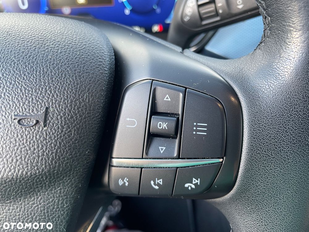 Ford Focus 1.0 EcoBoost mHEV Active - 34