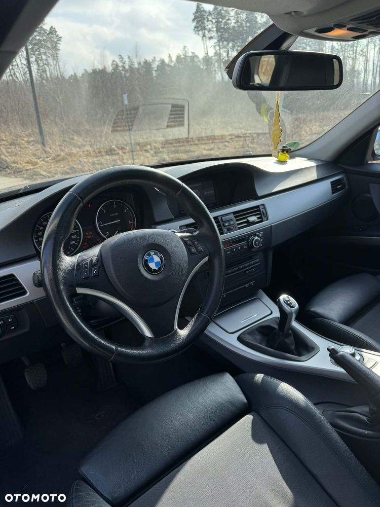 BMW Seria 3 318d DPF Edition Lifestyle - 10