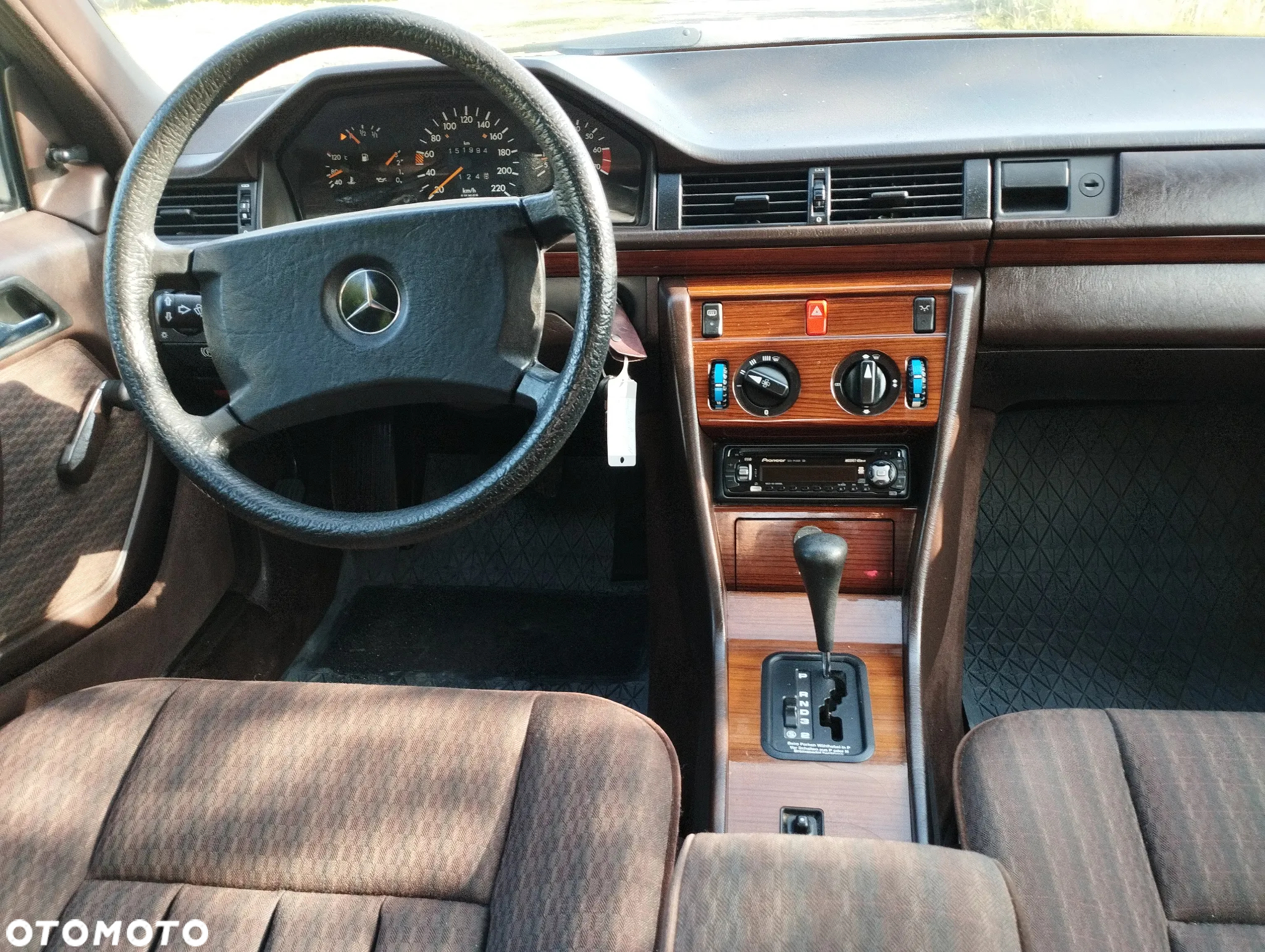 Mercedes-Benz W124 (1984-1993) - 10