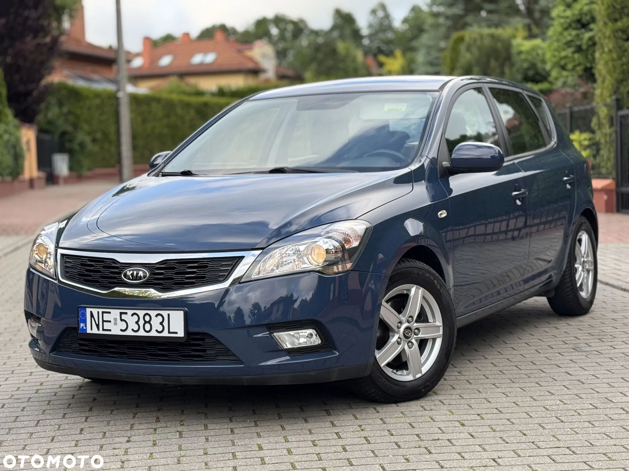 Kia Ceed - 13