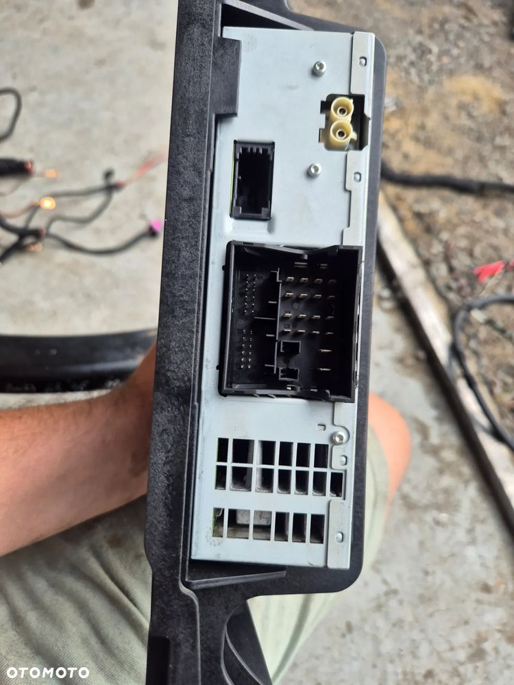 Moduł TUNER Radia AUDI Q5 8R A6 C6 A4 B8 4F0035056  wzmacniacz - 2