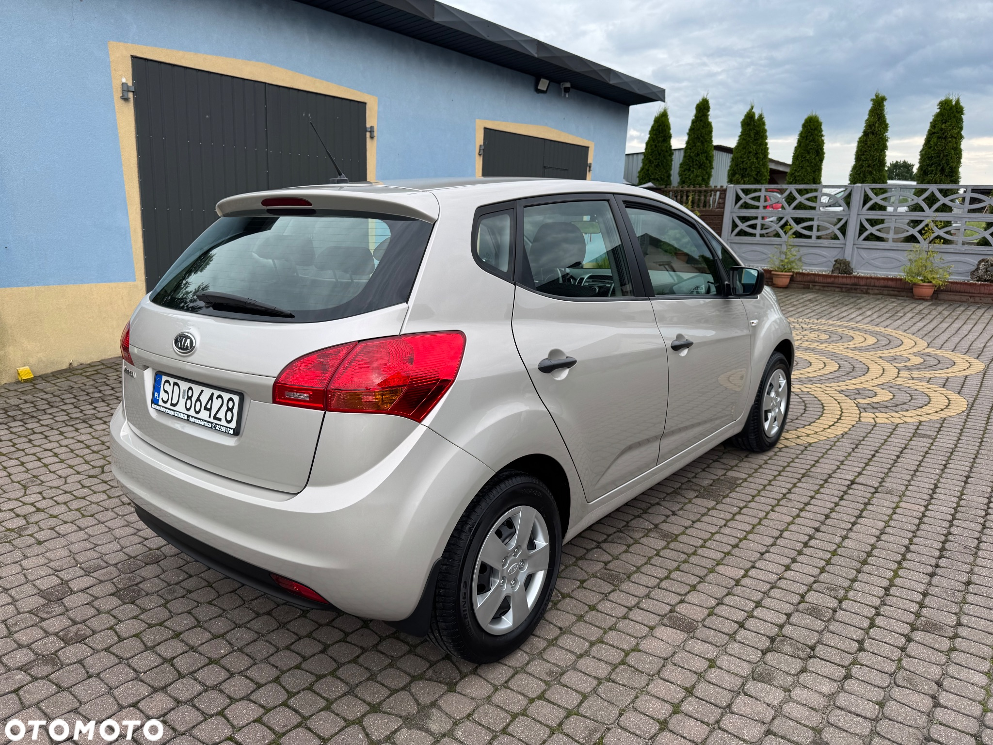 Kia Venga - 12