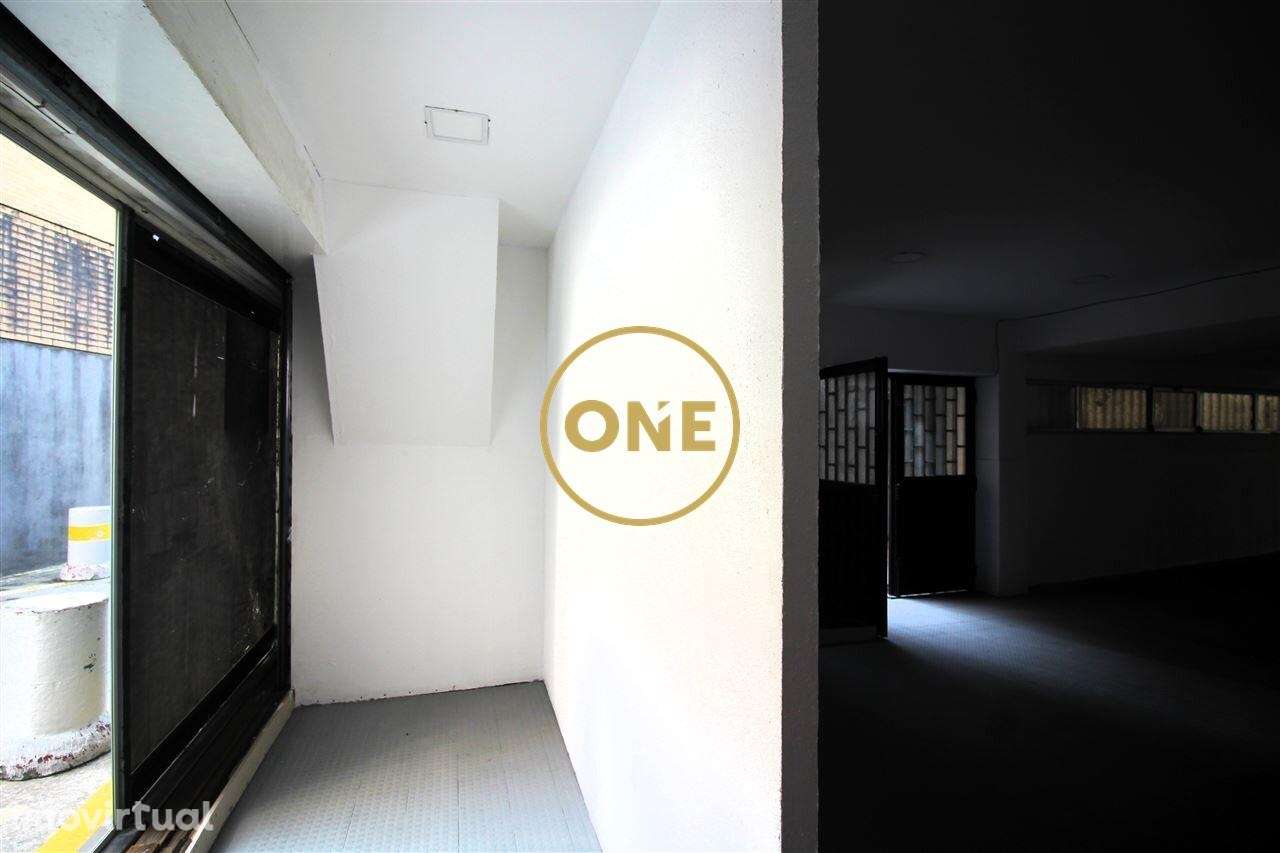 Loja para Venda no Centro de Famalicão - Grande imagem: 2/11