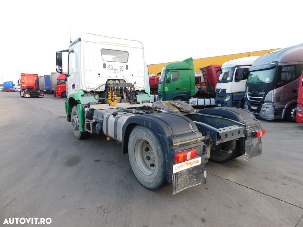 Mercedes-Benz Arocs - 4