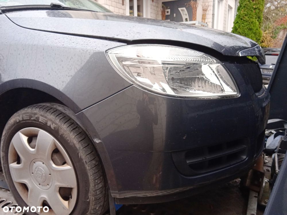 Zderzak przód skoda roomester - 2