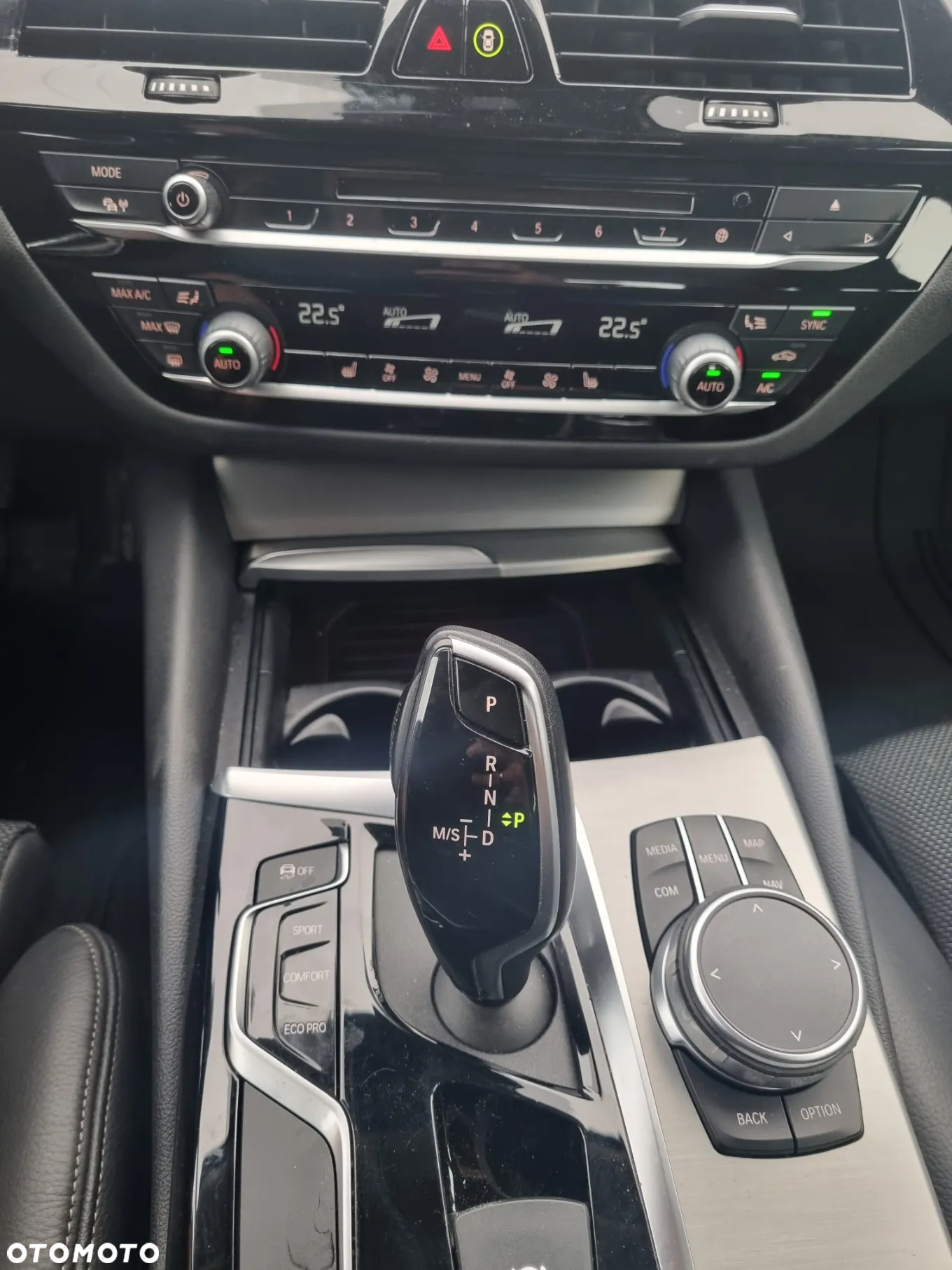 BMW Seria 5 520d Touring Sport Line - 13