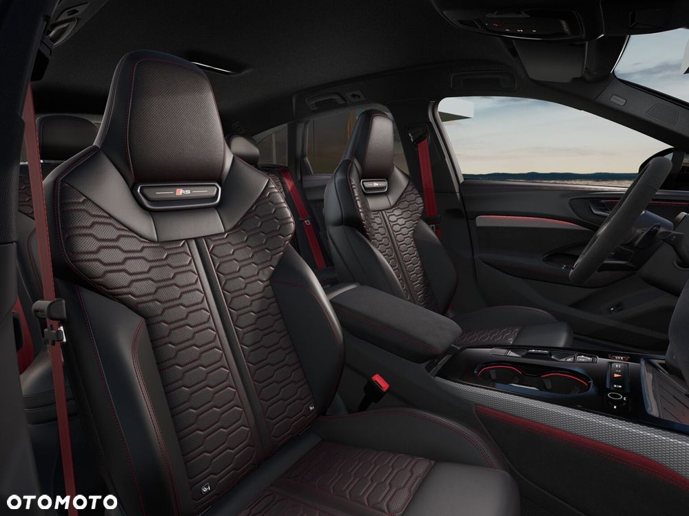 Audi RS5 Avant - 6