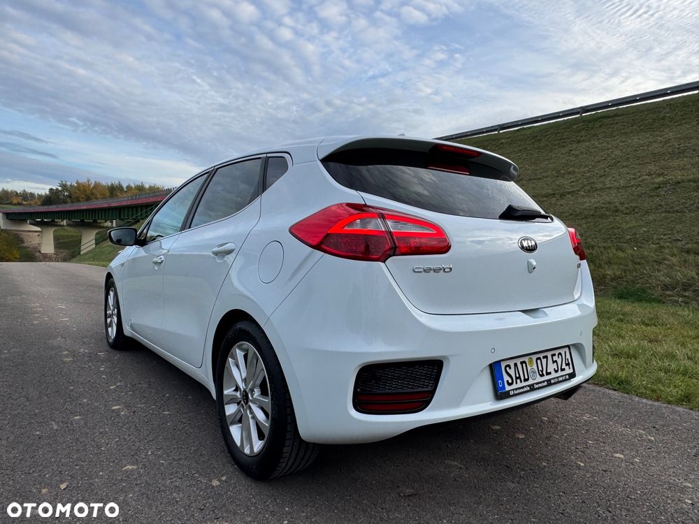 Kia Ceed 1.6 GDI Platinum Edition - 14