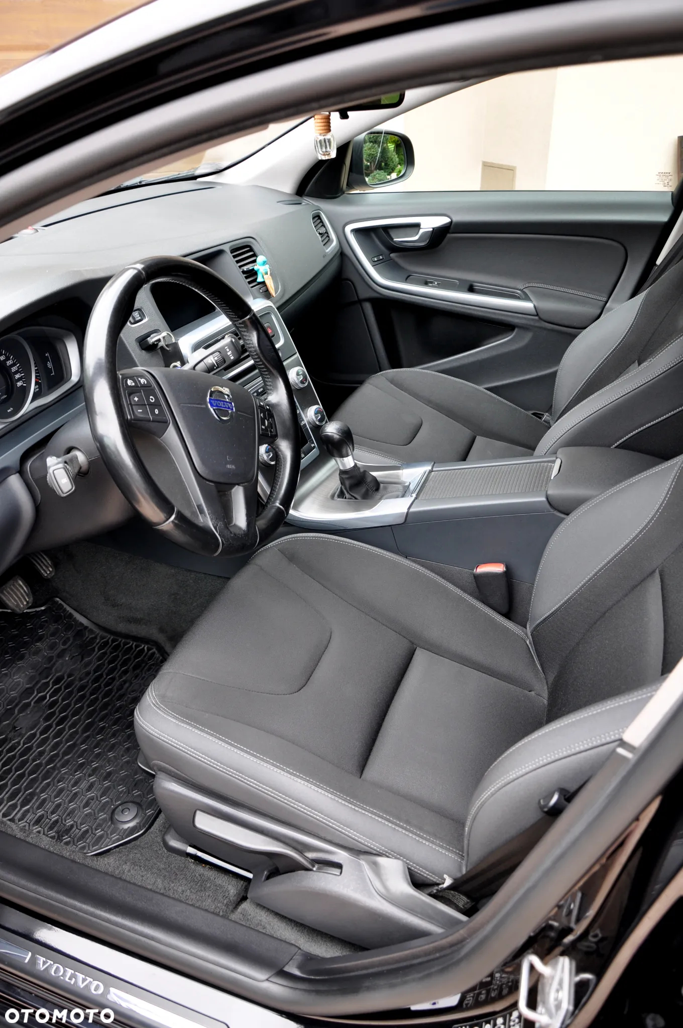 Volvo S60 D2 Kinetic - 25