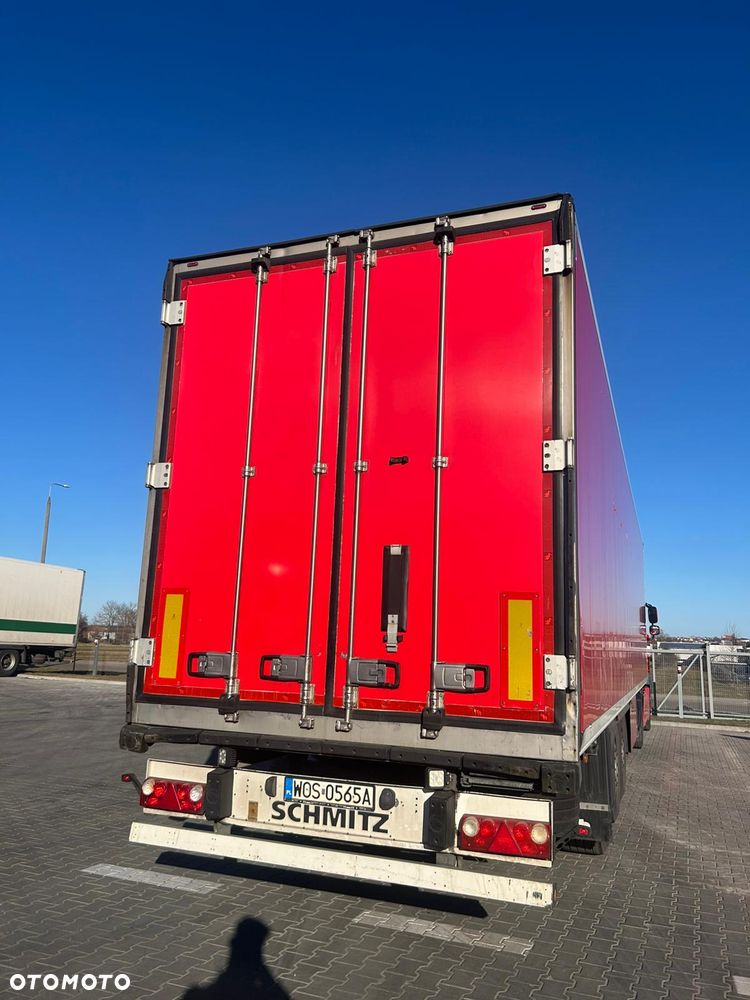 Schmitz Cargobull SKO 24/L - 17