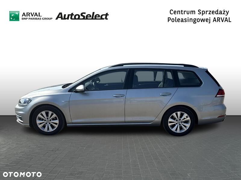 Volkswagen Golf - 2